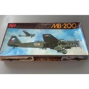 1/72 KP Aero MB-200 Plastic Model complete